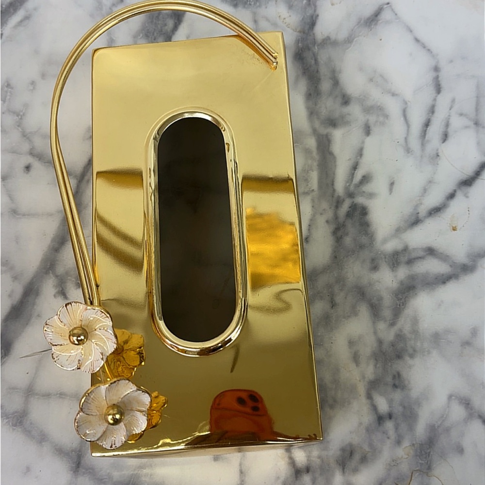 Gold Floral Tissues